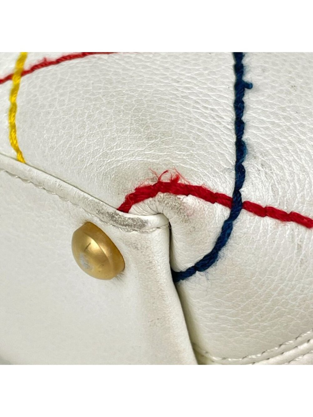 Chanel Wild Stitch Tote CC Logo Leather White - Picture 6 of 15